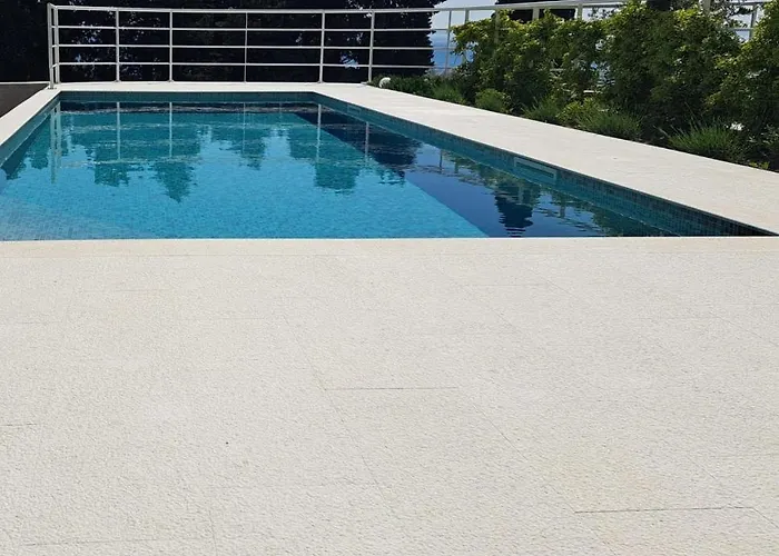 With Private Pool * Split