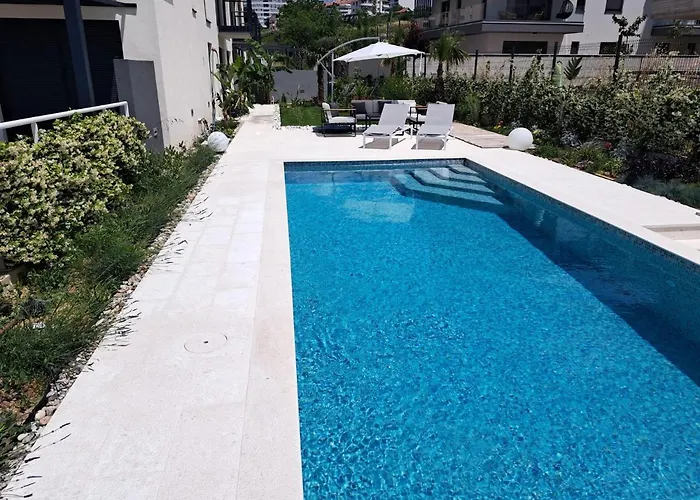 With Private Pool